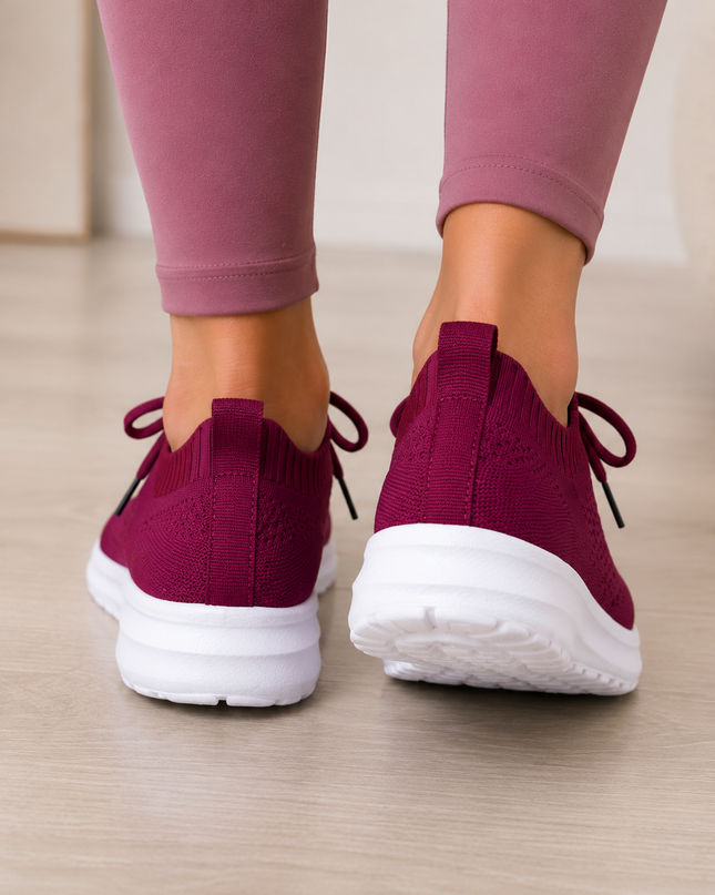 Women Runners Lightweight with Lace