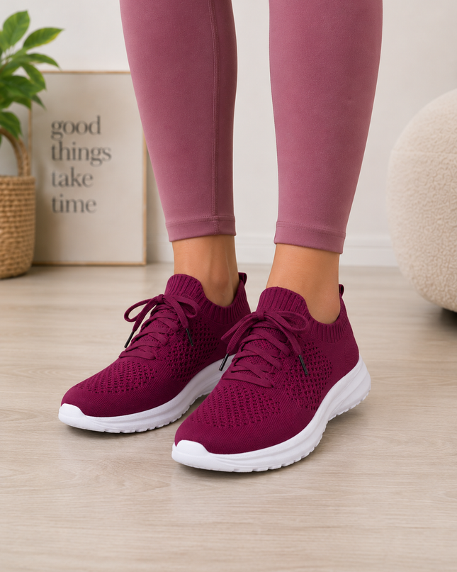 Women Runners Lightweight with Lace