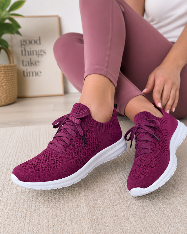 Women Runners Lightweight with Lace