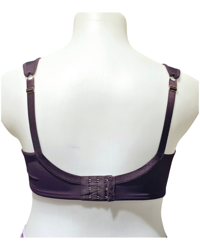 Large Cup under wire bra